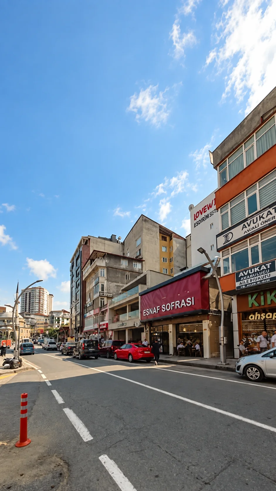 Esnaf Sofrası’nın Atatürk Caddesi üzerindeki dış cephesi
